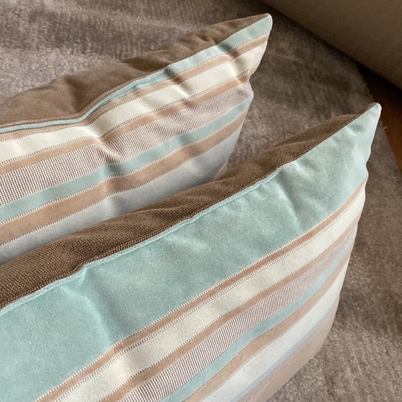 Set of 2 Striped Indoor Lumbar Throw Pillows - Picture 9 of 12